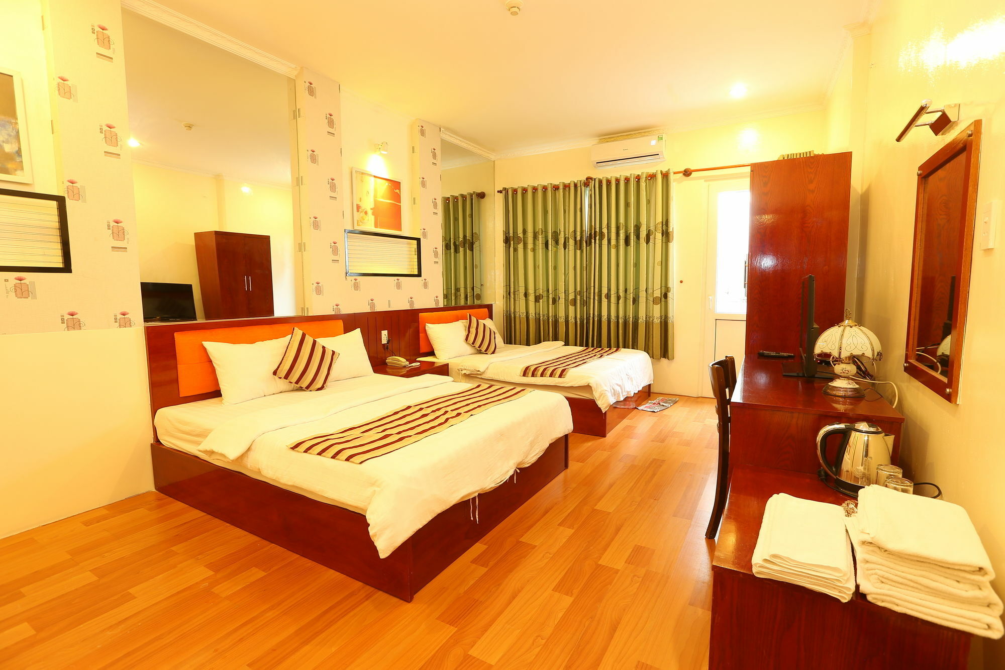 Saigon Crystal Hotel Хошимін Екстер'єр фото