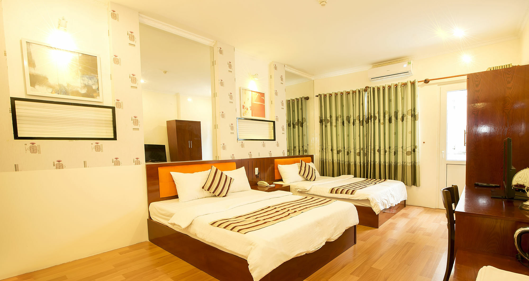 Saigon Crystal Hotel Хошимін Екстер'єр фото
